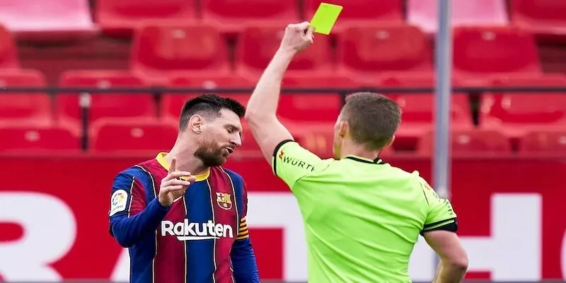 Kinh nghiệm và chiến lược khi chơi kèo thẻ phạt